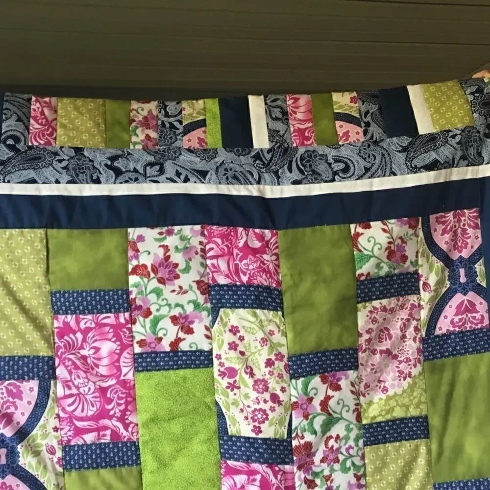 Handmade Quilt 46” x 77” - Picture 5 of 15